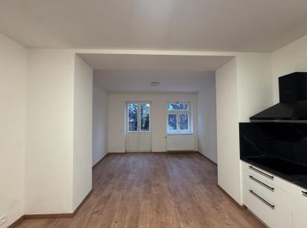 Pronájem bytu, 1+kk, 32 m²