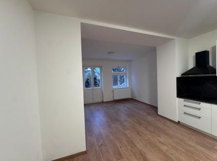 Pronájem bytu, 1+kk, 32 m²