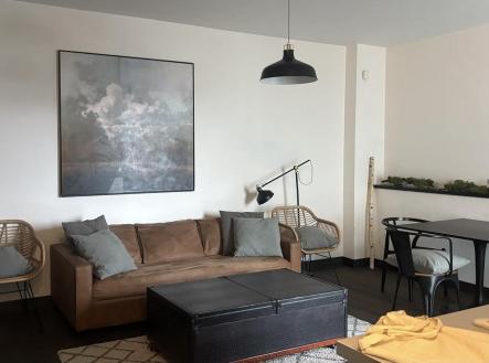 Pronájem bytu, 2+kk, 92 m²
