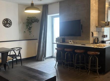 Pronájem bytu, 2+kk, 92 m²
