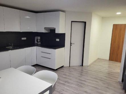 Pronájem bytu, 2+kk, 55 m²