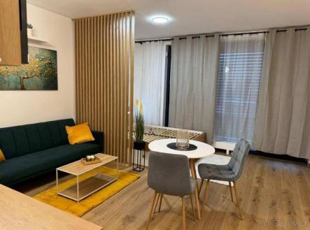 Pronájem bytu, 1+kk, 37 m²