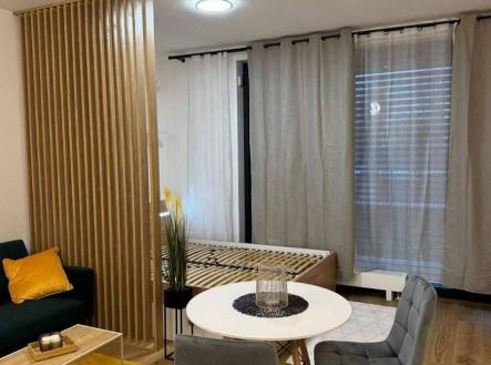 Pronájem bytu, 1+kk, 37 m²