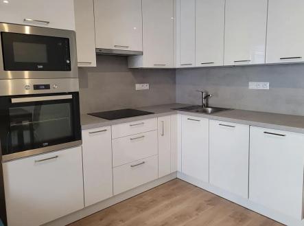 Pronájem bytu, 1+kk, 32 m²