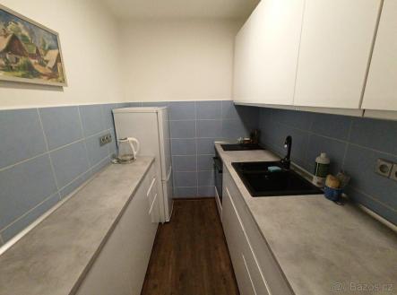 Pronájem bytu, 2+kk, 43 m²