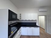 Pronájem bytu, 1+kk, 400 m²