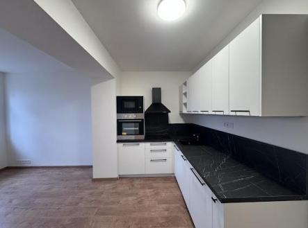 Pronájem bytu, 1+kk, 39 m²