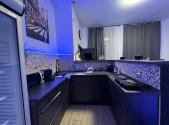 Pronájem obchodní prostory, 98 m²