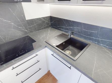 Pronájem bytu, 1+kk, 26 m²