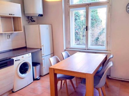 Pronájem bytu, 2+1, 70 m²