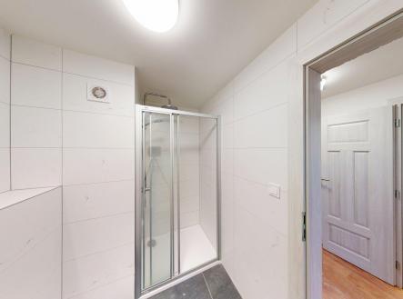 Pronájem bytu, 5+kk, 60 m²