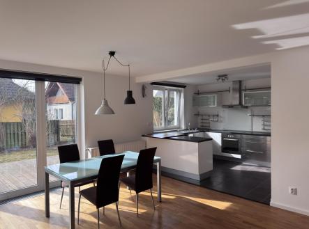 Pronájem domu/vily, 124 m²