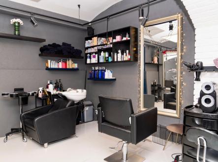 Pronájem obchodní prostor, 136 m²