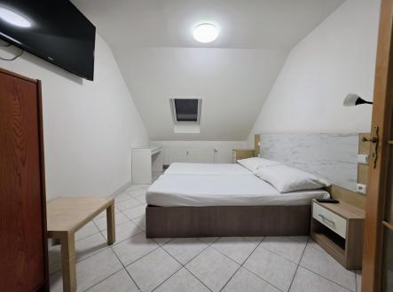 Pronájem bytu, 2+kk, 55 m²