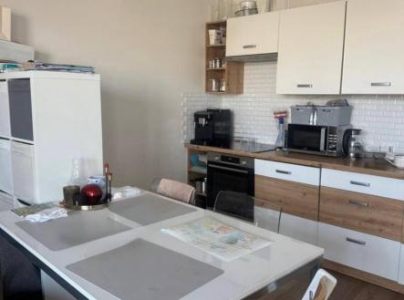 Pronájem bytu, 2+kk, 65 m²