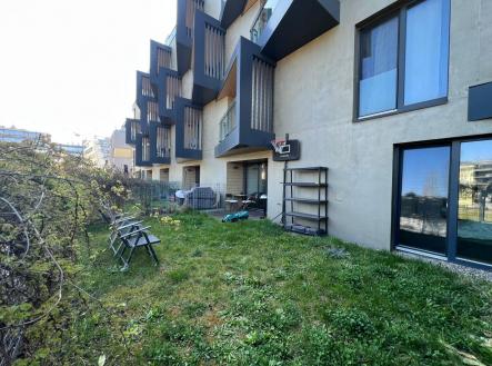 Pronájem bytu, 2+kk, 65 m²