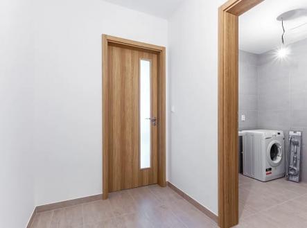 Pronájem bytu, 2+kk, 55 m²