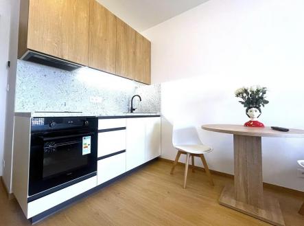 Pronájem bytu, 1+kk, 32 m²