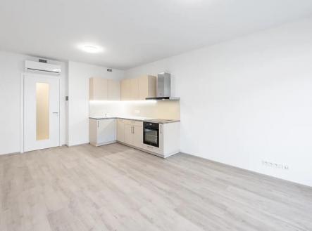 Pronájem bytu, 1+kk, 35 m²