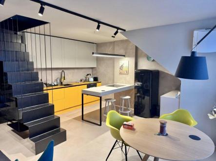 Pronájem bytu, 2+kk, 62 m²