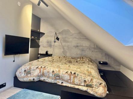 Pronájem bytu, 2+kk, 62 m²