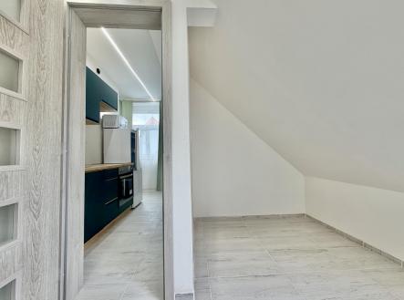 Pronájem bytu, 2+kk, 35 m²