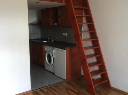 Pronájem bytu, 1+kk, 22 m²