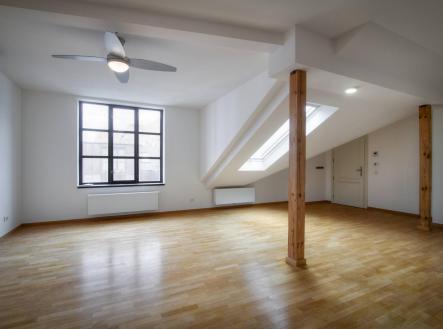 Pronájem bytu, 2+kk, 88 m²