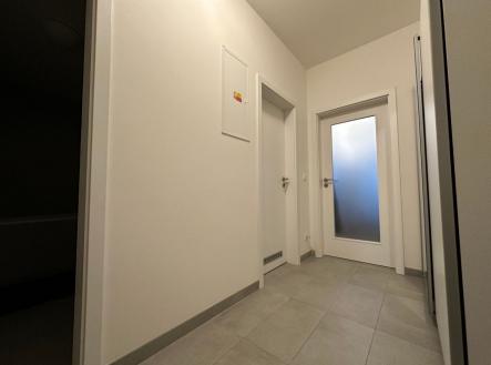 Pronájem bytu, 1+kk, 37 m²