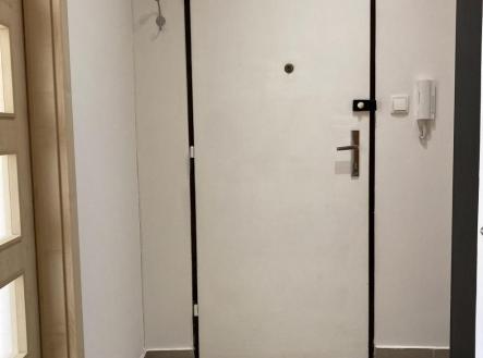 Pronájem bytu, 1+kk, 29 m²