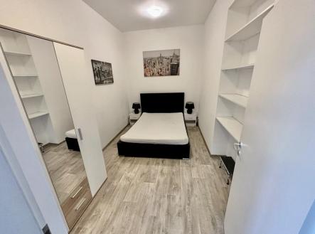 Pronájem bytu, 2+kk, 40 m²