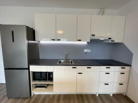 Pronájem bytu, 1+kk, 32 m²