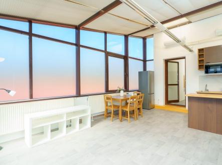 Pronájem bytu, 2+kk, 60 m²