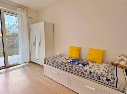 Pronájem bytu, 3+kk, 135 m²