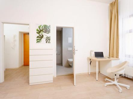 Pronájem bytu, 1+kk, 35 m²