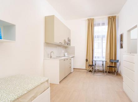 Pronájem bytu, 1+kk, 35 m²