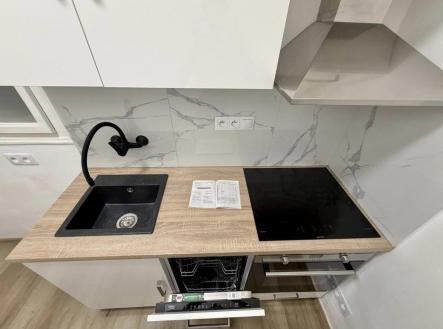 Pronájem bytu, 1+1, 40 m²