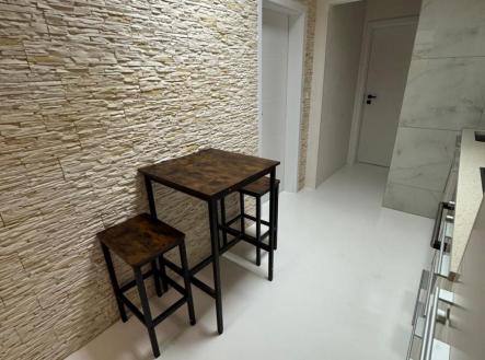 Pronájem bytu, jiný, 70 m²