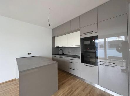 Pronájem bytu, 2+kk, 60 m²