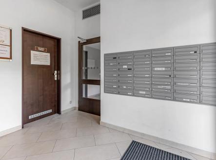 Pronájem bytu, 2+kk, 62 m²
