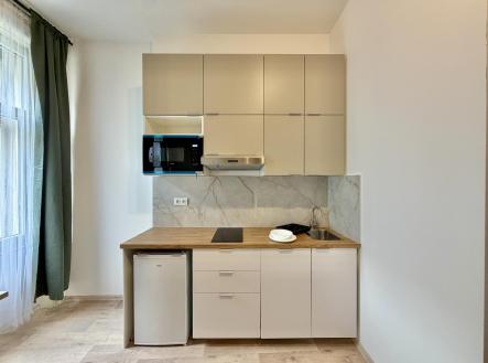 Pronájem bytu, 1+kk, 30 m²
