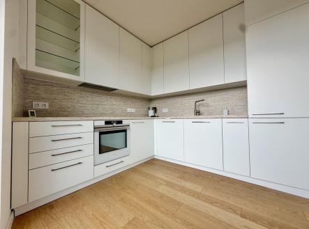 Pronájem bytu, 2+kk, 90 m²