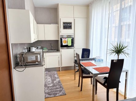 Pronájem bytu, 1+kk, 36 m², Praha – náhled fotky 3