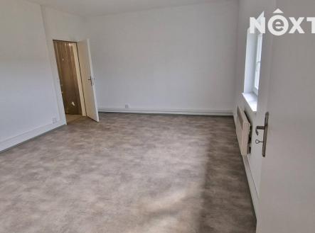 Pronájem komerčního objektu, sklad, 942 m²