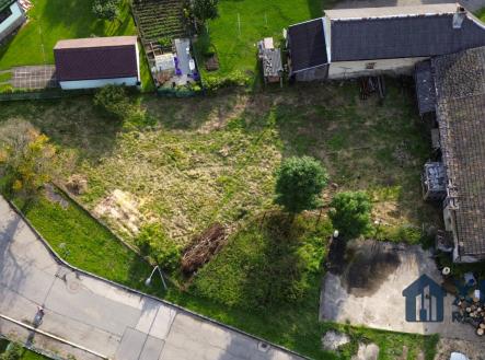 Prodej pozemku pro bydlení, 696 m²