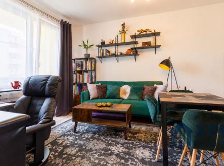 Pronájem bytu, 2+kk, 42 m²