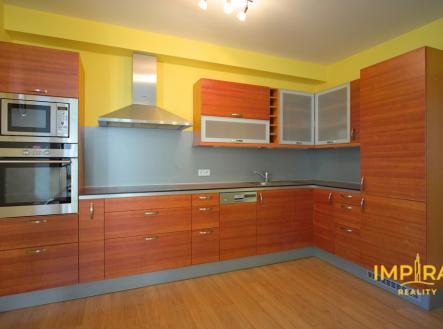 Pronájem bytu, 3+kk, 62 m²