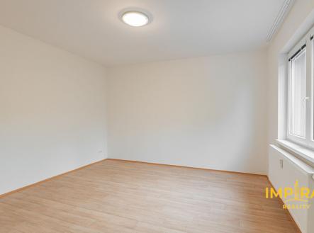 Pronájem bytu, 1+kk, 29 m²