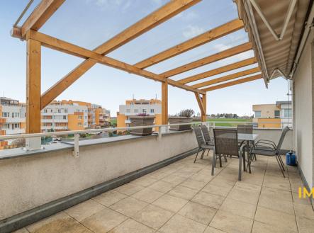 Pronájem bytu, 2+kk, 62 m²