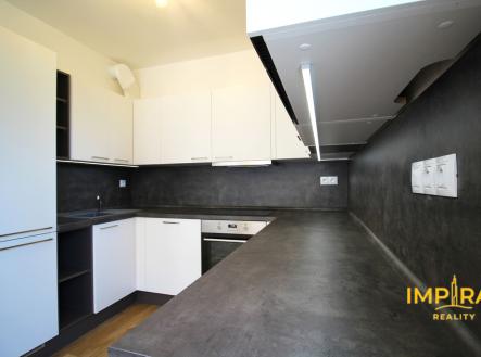 Pronájem bytu, 3+kk, 79 m²
